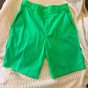 Nike Golf Tour Performance Dri-Fit Men’s Shorts 28” waist vibrant Green🏌🏻⛳️😎